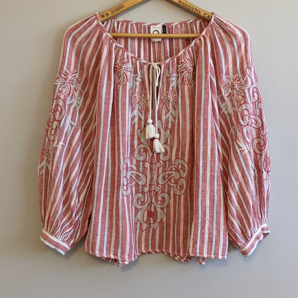 AKEMI + KIN Audria Linen Blend Peasant Top M - Picture 2 of 5